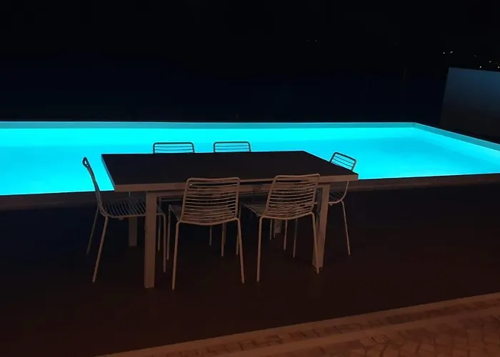 Silver Coast Villa *