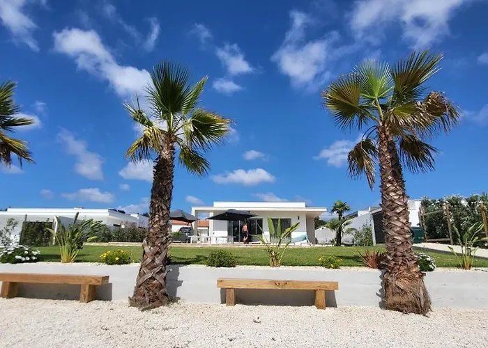 Silver Coast Villa Nadadouro